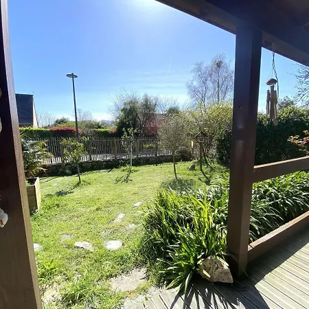 Semesterbostad Maison Conviviale Avec Jardin, Proche Plage Du Treustel, - Fr-1-481-131
